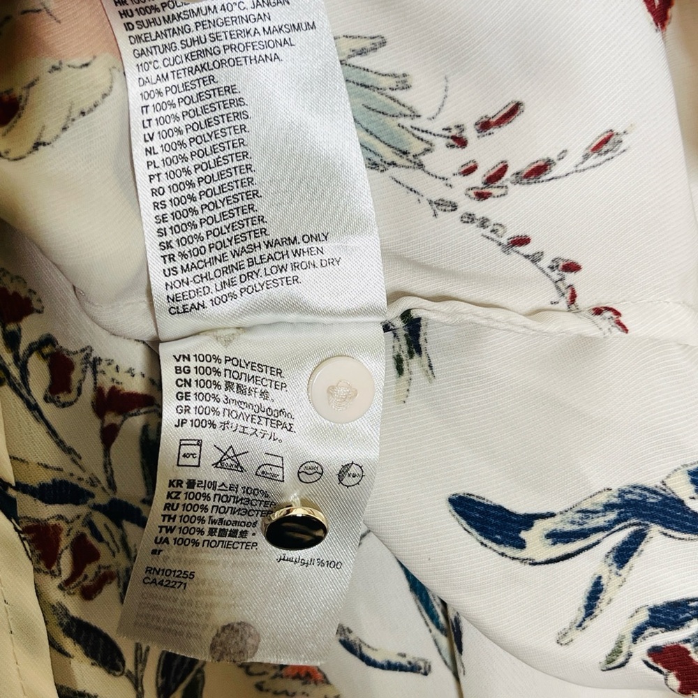 H & M Long Sleeve Blouse Button Front Top Collared Shirt Bird & Floral Print - Picture 6 of 6